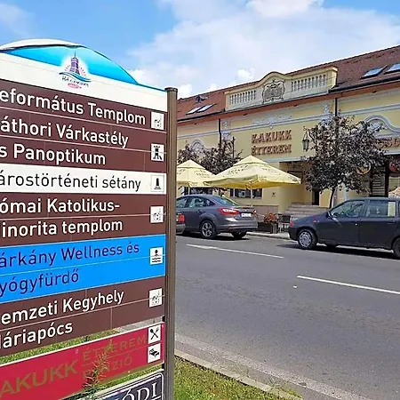 Kakukk Panzio 3*