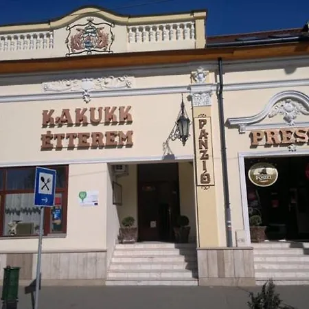 Kakukk Panzio فندق مبيت وإفطار