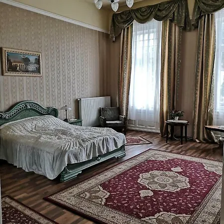 Kakukk Panzio فندق مبيت وإفطار 3*